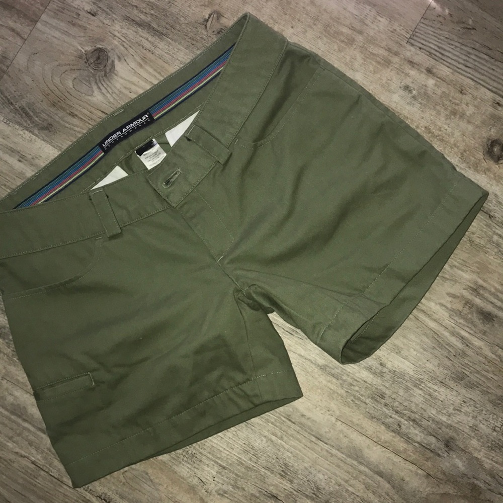 Under Armour Army Green Shorts - Sz 6, 5” Inseam